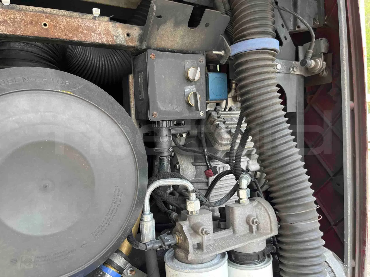 Iveco Citelis - Air Conditioning Compressor