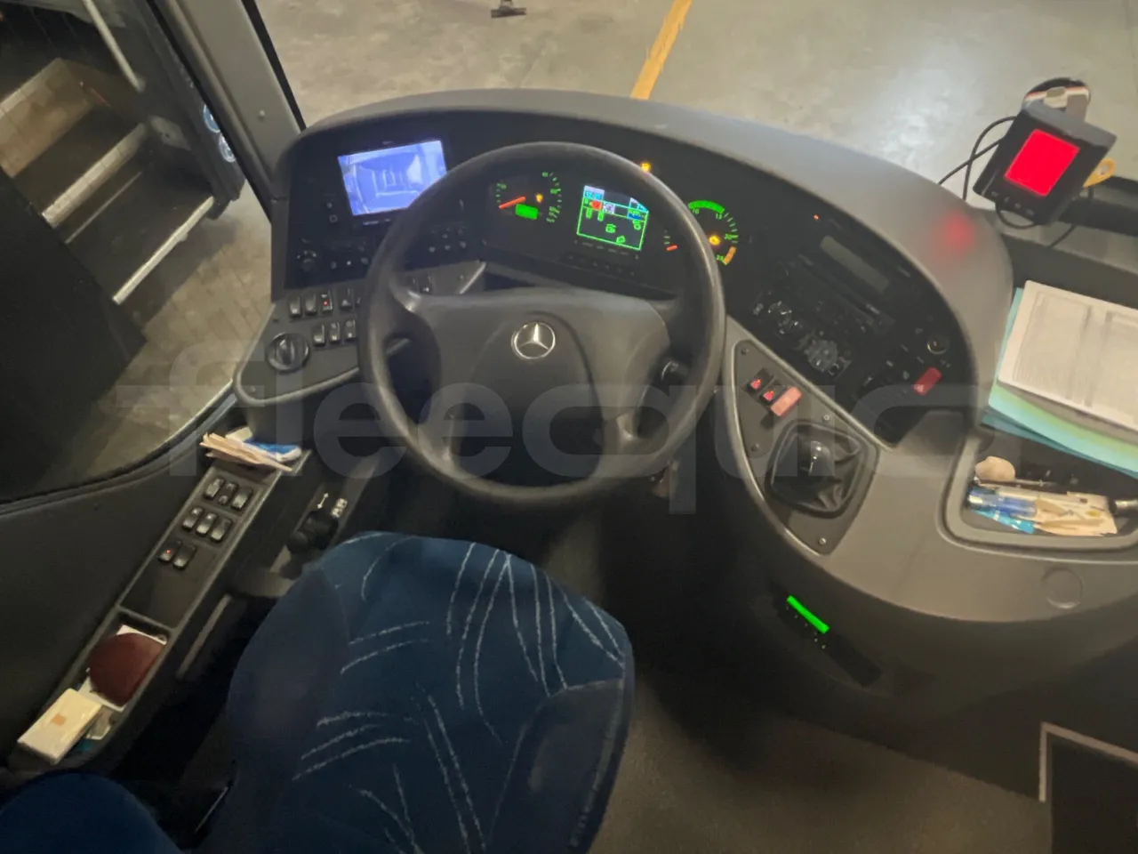 Mercedes-Benz Tourismo 632 01 - Euro6 - 315kW - 12.140mt - buttons panels on