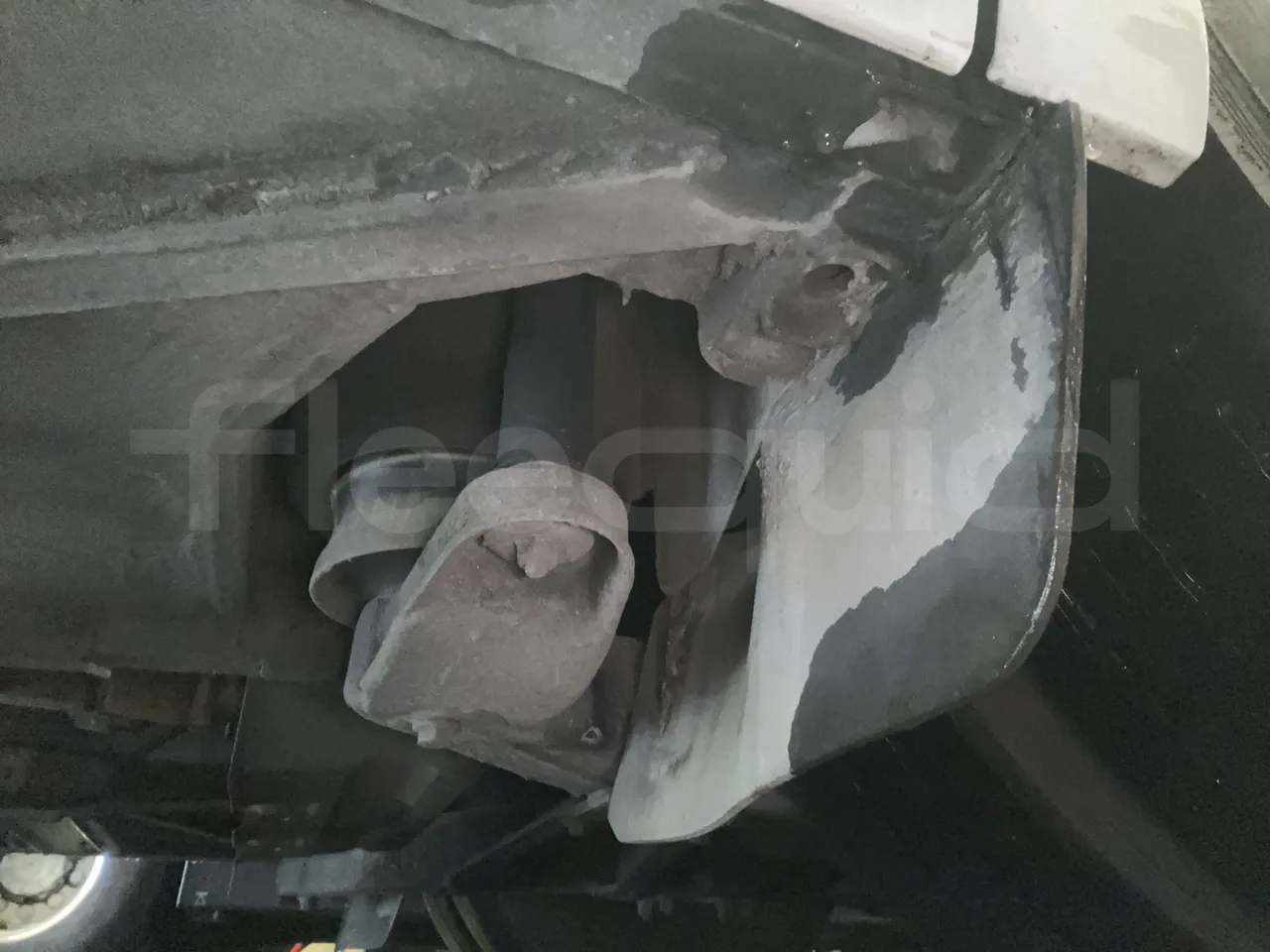 Mercedes-Benz Tourismo 632 01 - Euro6 - 315kW - 12.140mt - axle 2 caliper brakes left