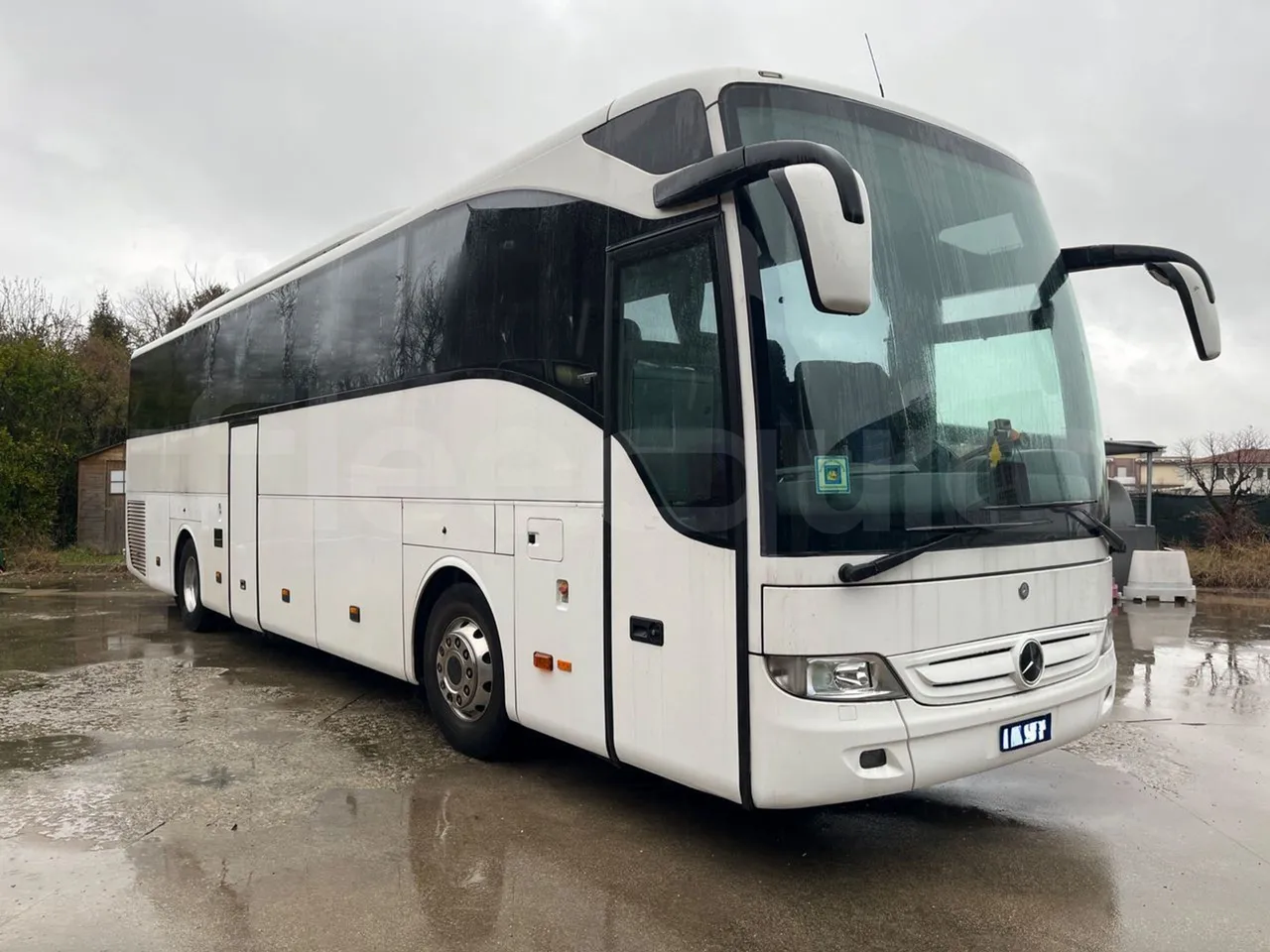 Mercedes-Benz Tourismo 632 01 - Euro6 - 315kW - 12.140mt - Base cover photo