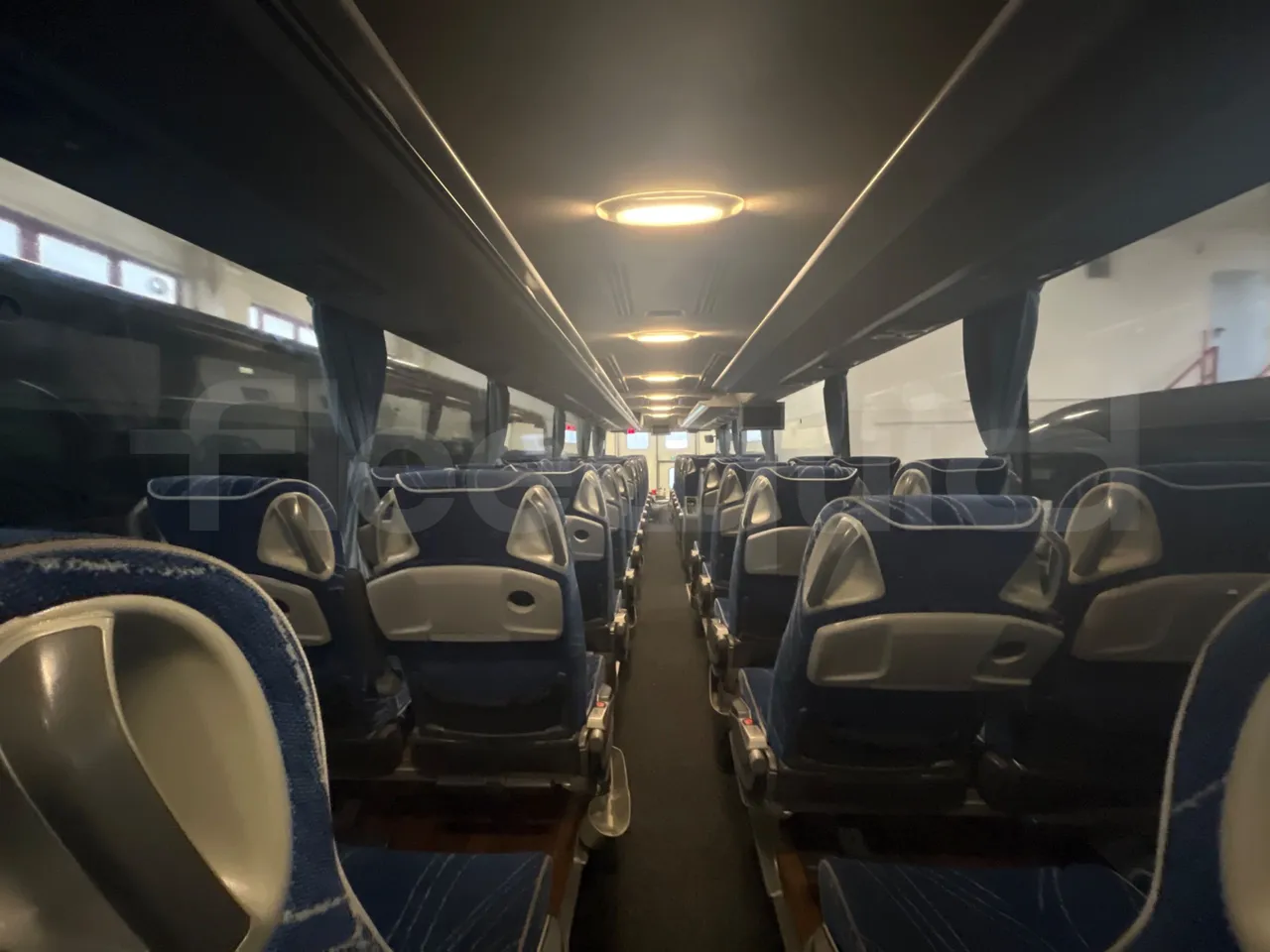 Mercedes-Benz Tourismo 632 01 - Euro6 - 315kW - 12.140mt - forward view all seats last row height