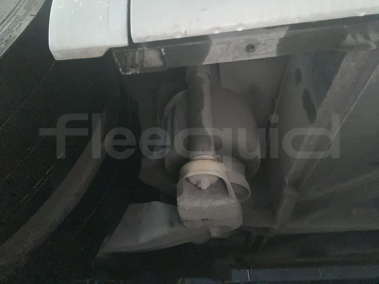 Mercedes-Benz Tourismo 632 01 - Euro6 - 315kW - 12.140mt - axle 2 shock absorbers 1 left