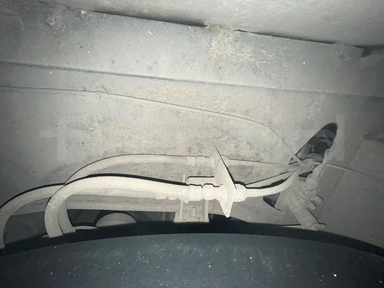 Mercedes-Benz Tourismo 632 01 - Euro6 - 315kW - 12.140mt - axle 2 shock absorbers 2 left