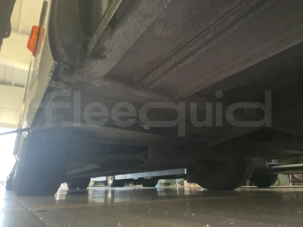 Mercedes-Benz Tourismo 632 01 - Euro6 - 315kW - 12.140mt - front axle right side