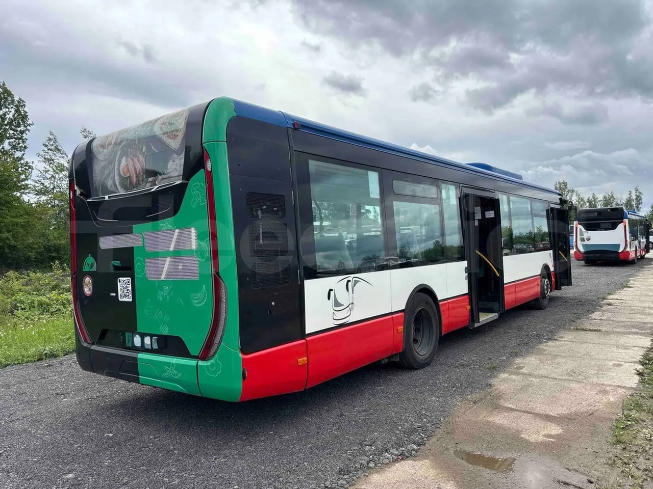 Iveco Urbanway - 3/4 right rear doors open