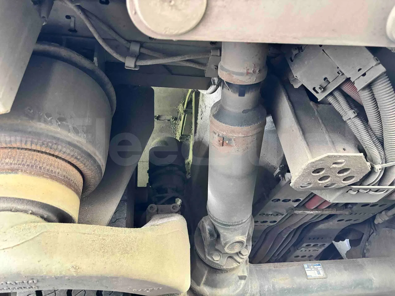 Iveco Urbanway - driveshaft photo