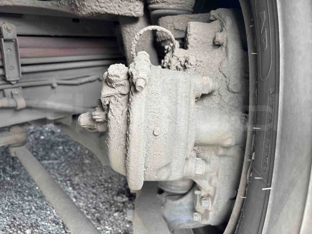 Iveco Urbanway - front brake calipers left