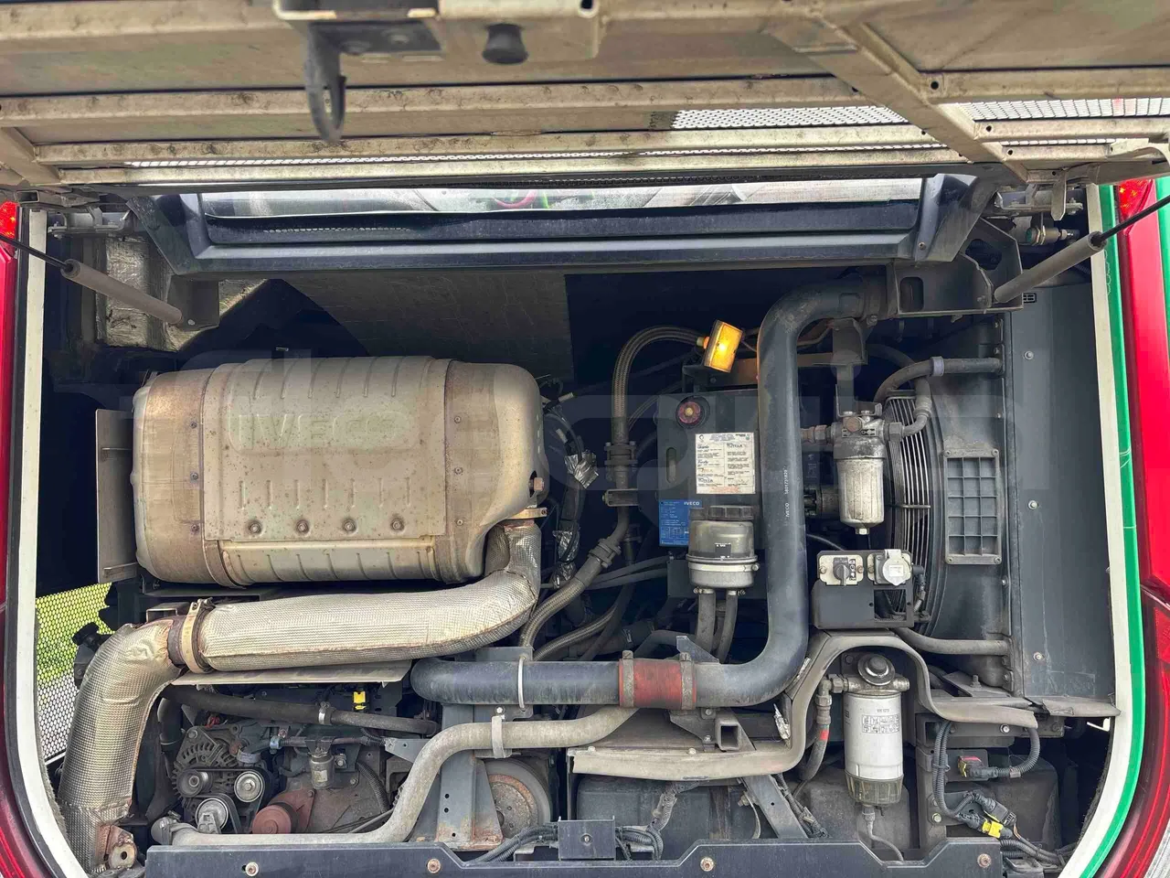 Iveco Urbanway - rear hatch open