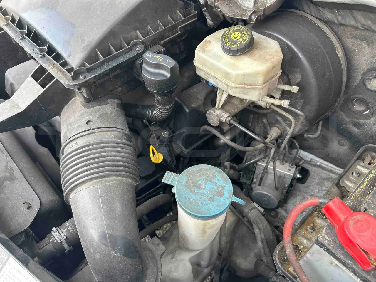 Mercedes-Benz Sprinter 906BB50 - EUR 6 -120kW - 7.361m - air conditioning compressor