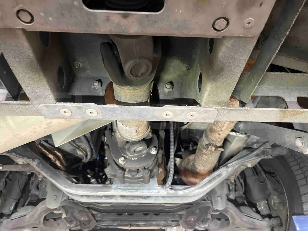 Mercedes-Benz Sprinter 906BB50 - EUR 6 -120kW - 7.361m - driveshaft photo