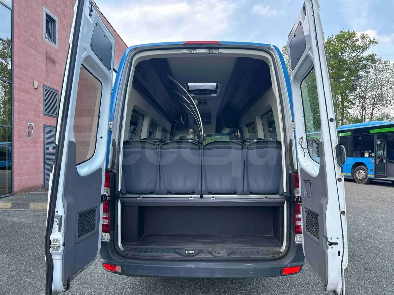 Mercedes-Benz Sprinter 906BB50 - EUR 6 -120kW - 7.361m - luggage rack photo