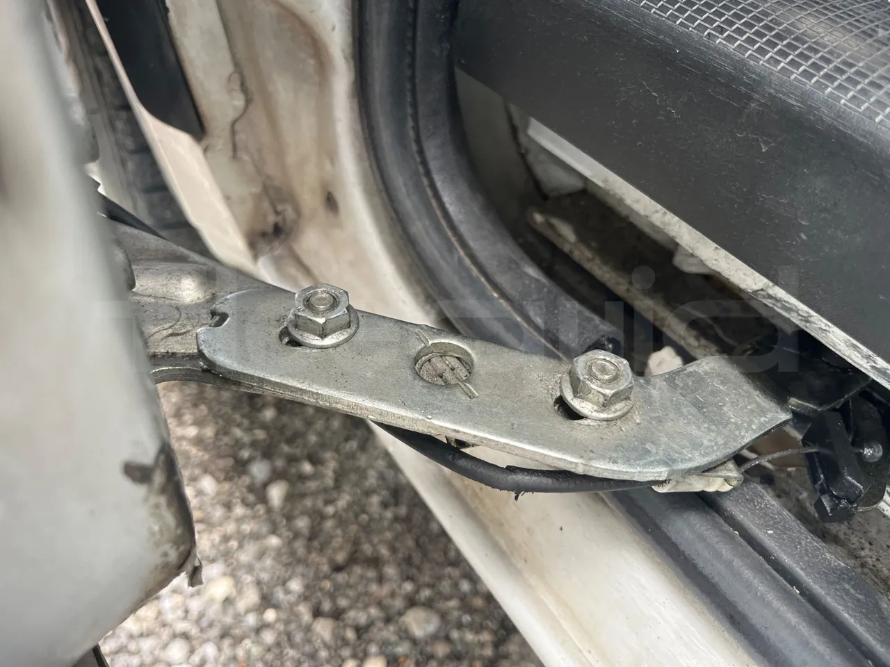 Fiat Ducato 250 - EUR6 - 110kW - 4.963m - door mechanism photo