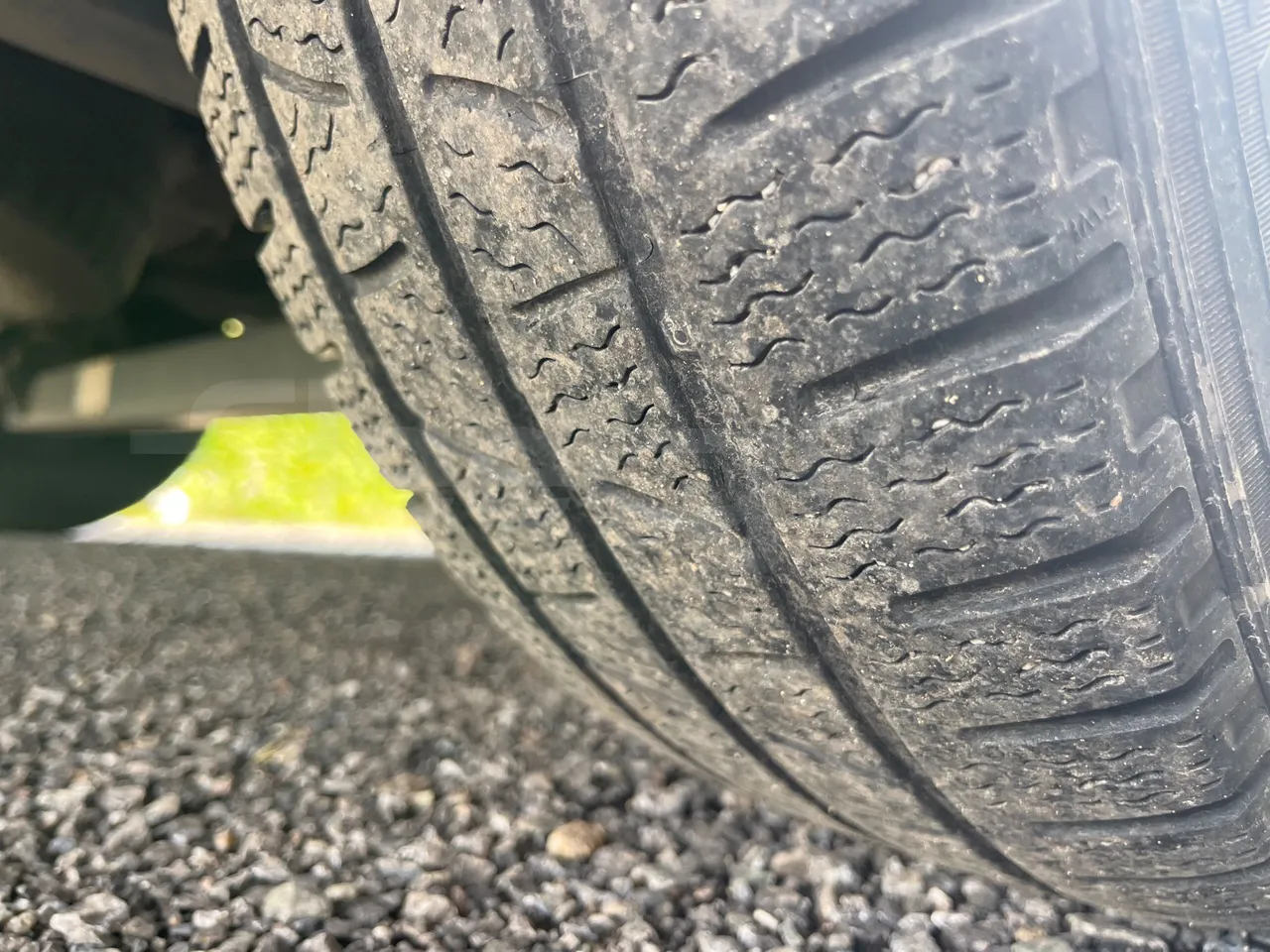 Fiat Ducato 250 - EUR6 - 110kW - 4.963m - tread condition front tires right