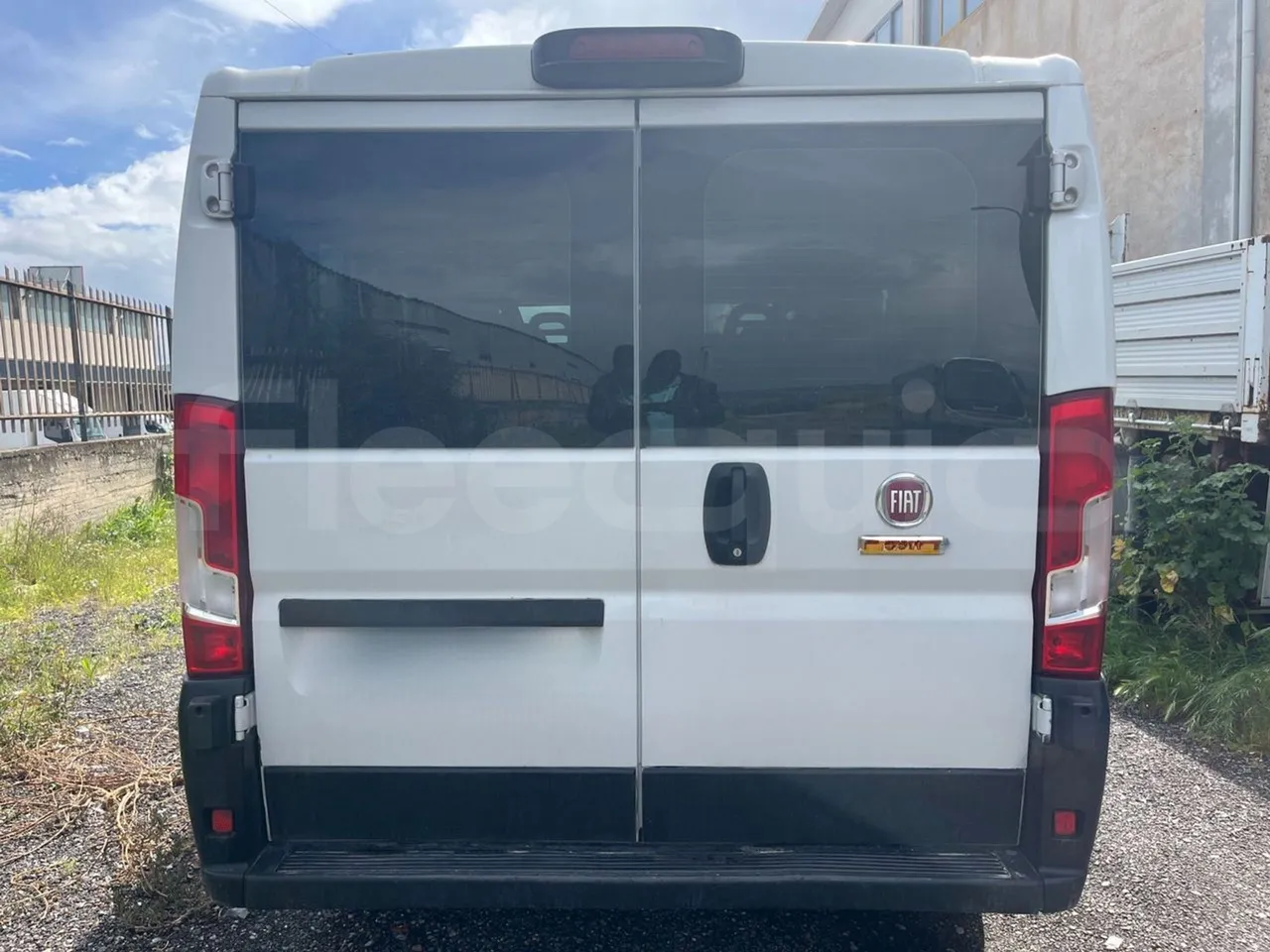 Fiat Ducato 250 - EUR6 - 110kW - 4.963m - rear hatch closed