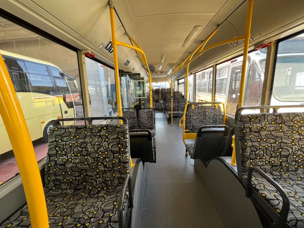 Man Lion's City A21/ Euro 4 - 228Kw - 11,950 Mt - seat plate photo