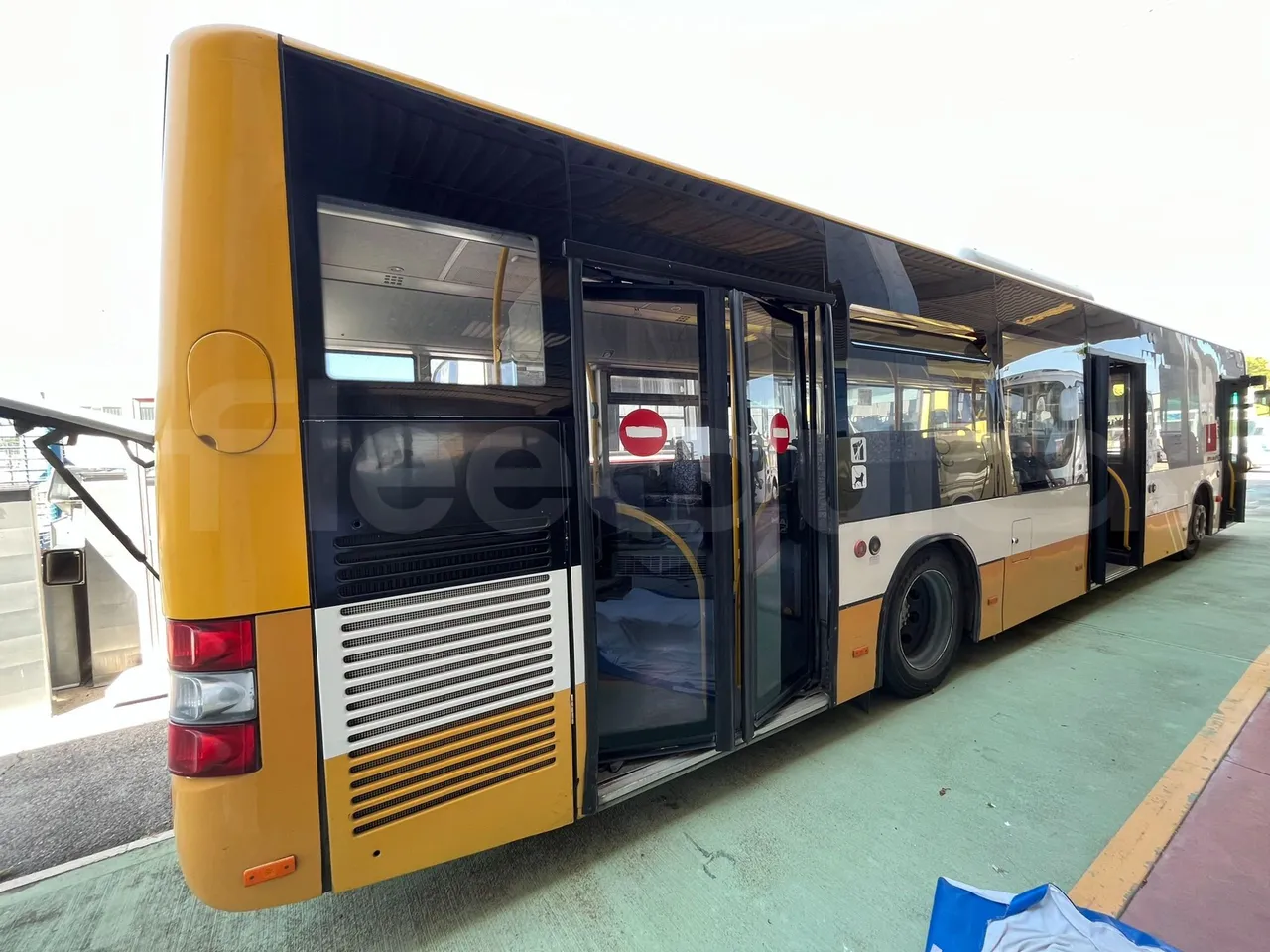 Man Lion's City A21/ Euro 4 - 228Kw - 11,950 Mt - left side photo