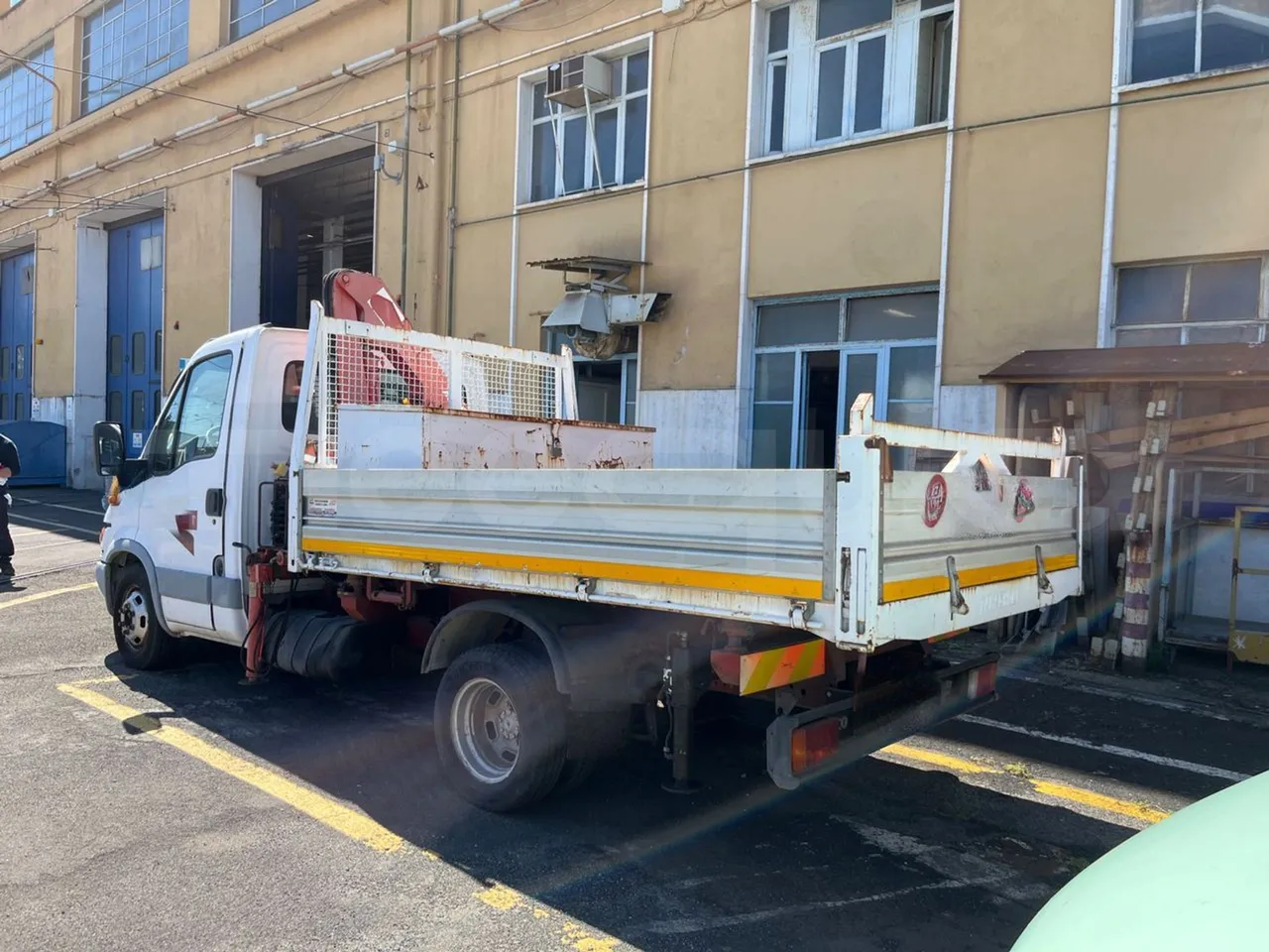 Iveco Daily 50C13/ Euro 3 - 92 Kw - 6,258 Mt - 3/4 left rear side