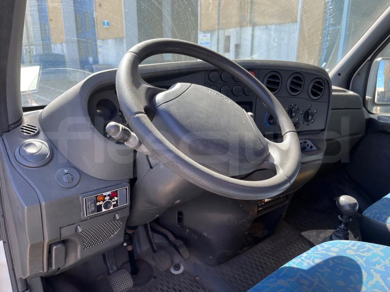 Iveco Daily 50C13/ Euro 3 - 92 Kw - 6,258 Mt - dashboard lights on