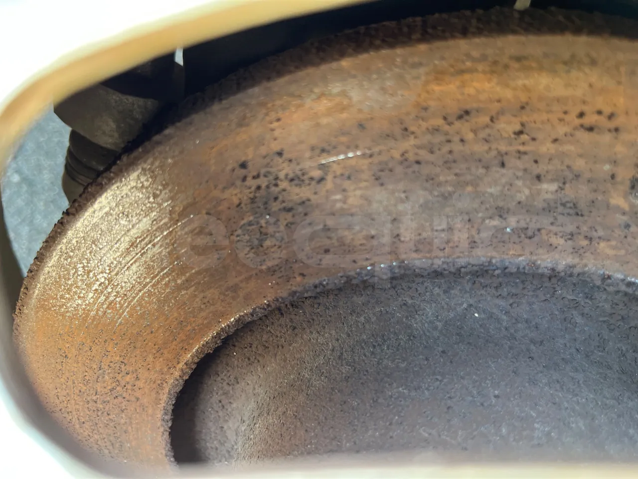 Iveco Daily 50C13/ Euro 3 - 92 Kw - 6,258 Mt - front discs left