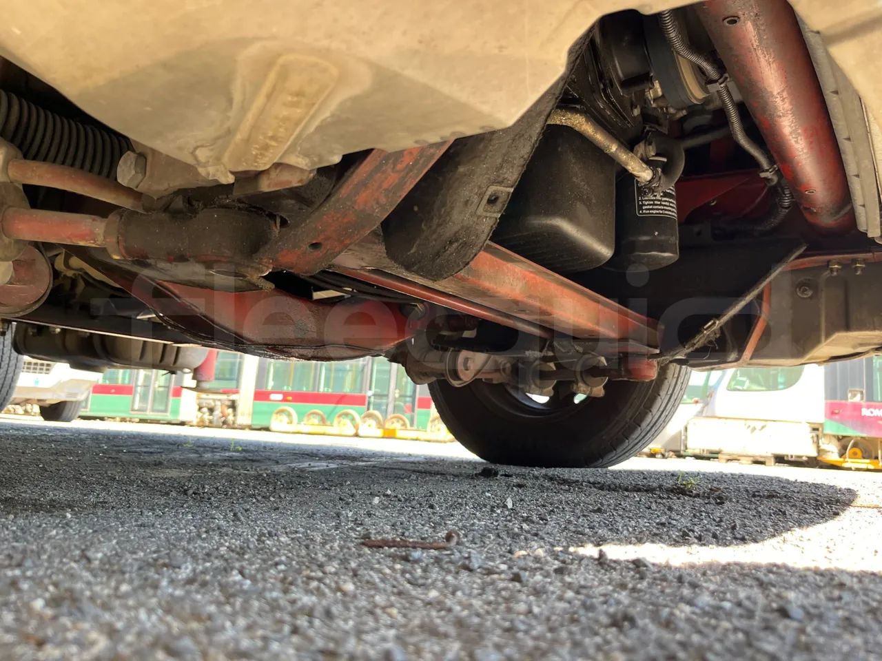Iveco Daily 50C13/ Euro 3 - 92 Kw - 6,258 Mt - front axle right side