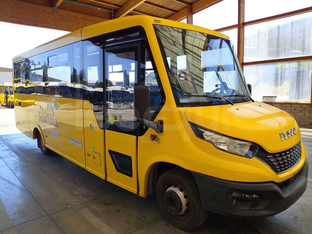 Iveco Indcar WGIVMY11 MOBI SCUOLABUS - EUR6 - 100Kw - 8,592m - Base cover photo