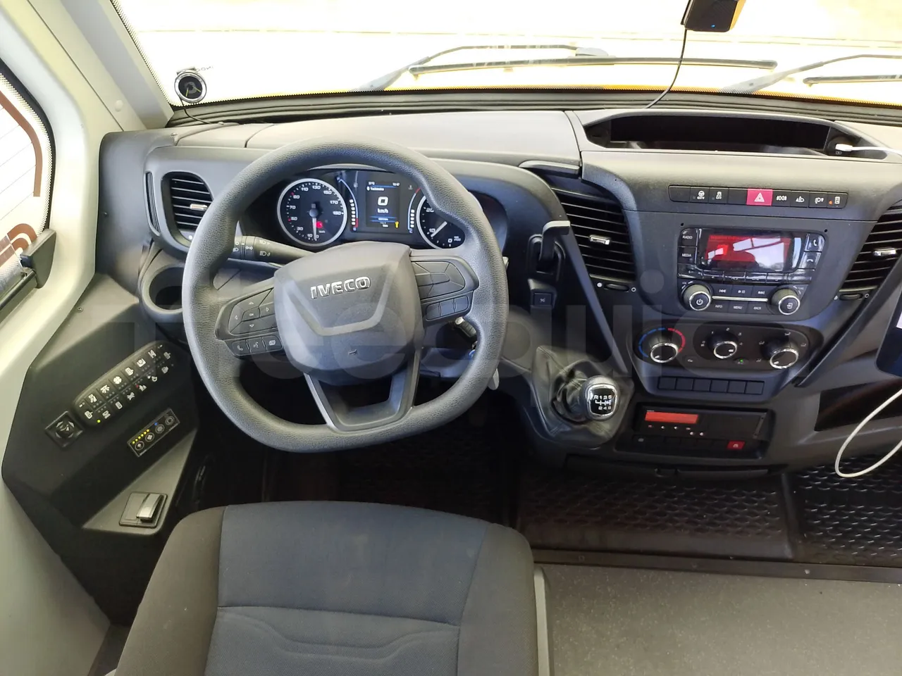Iveco Indcar WGIVMY11 MOBI SCUOLABUS - EUR6 - 100Kw - 8,592m - steering wheel photo