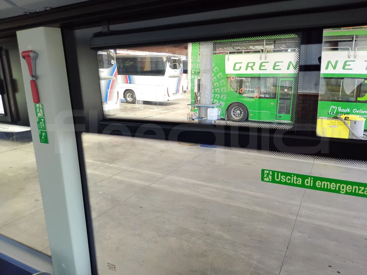 Iveco Indcar WGIVMY11 MOBI SCUOLABUS - EUR6 - 100Kw - 8,592m - turntable internal (18m)