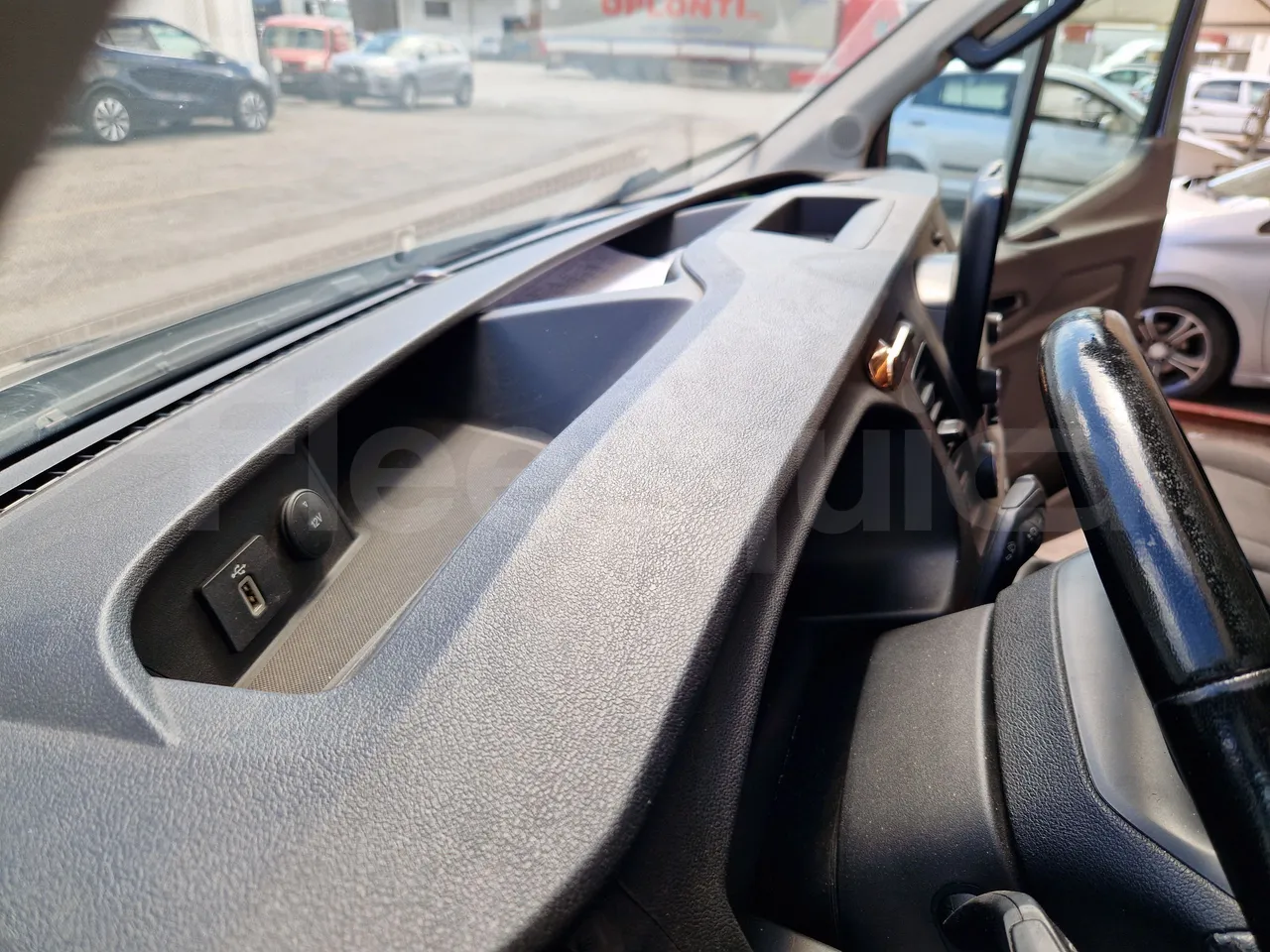 Ford Transit FBD - hostes microphone accessories photo