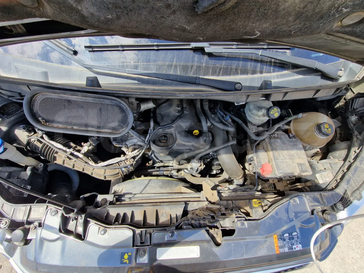 Ford Transit FBD - air conditioning compressor