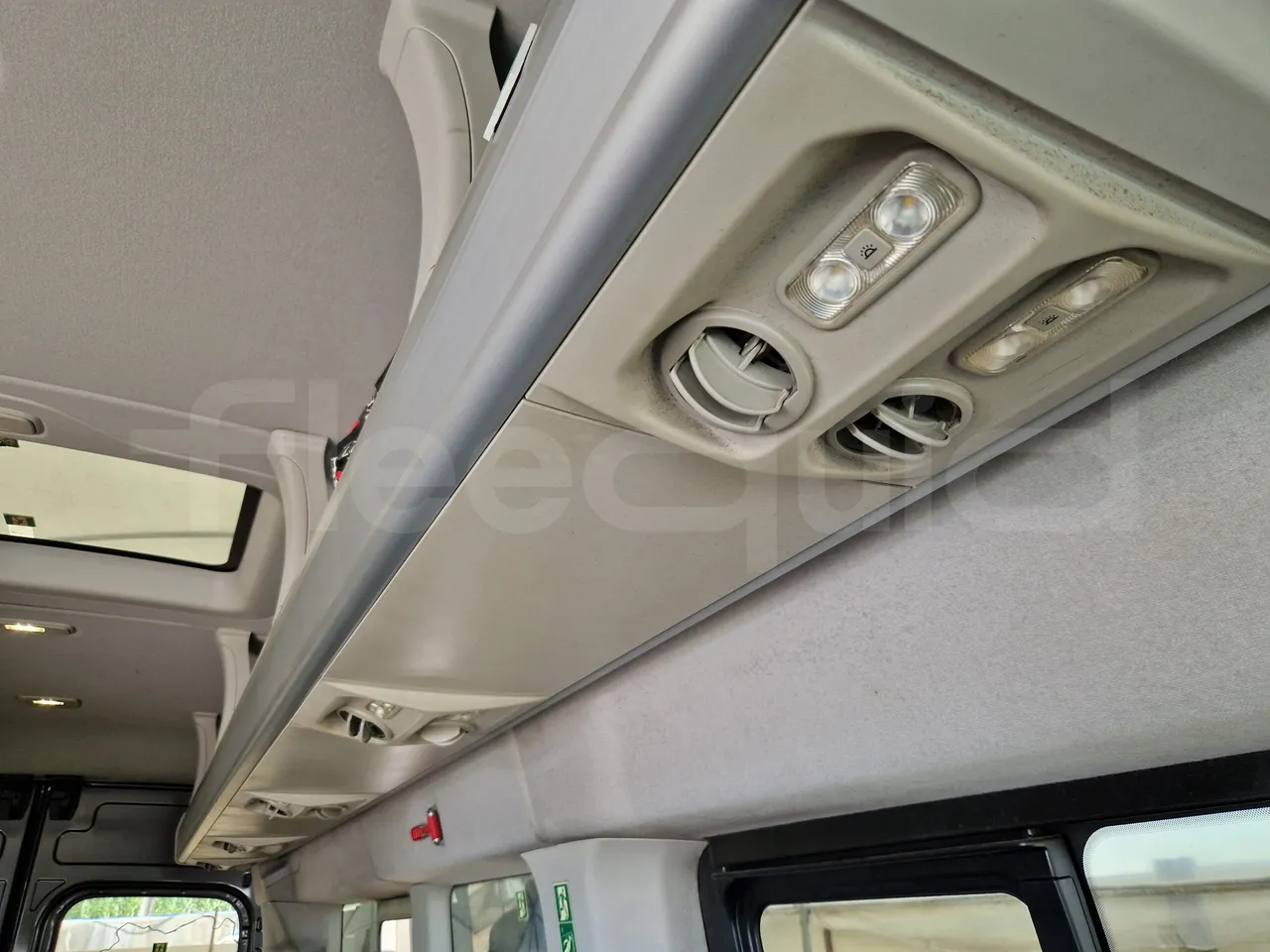 Ford Transit FBD - monitor detail photo