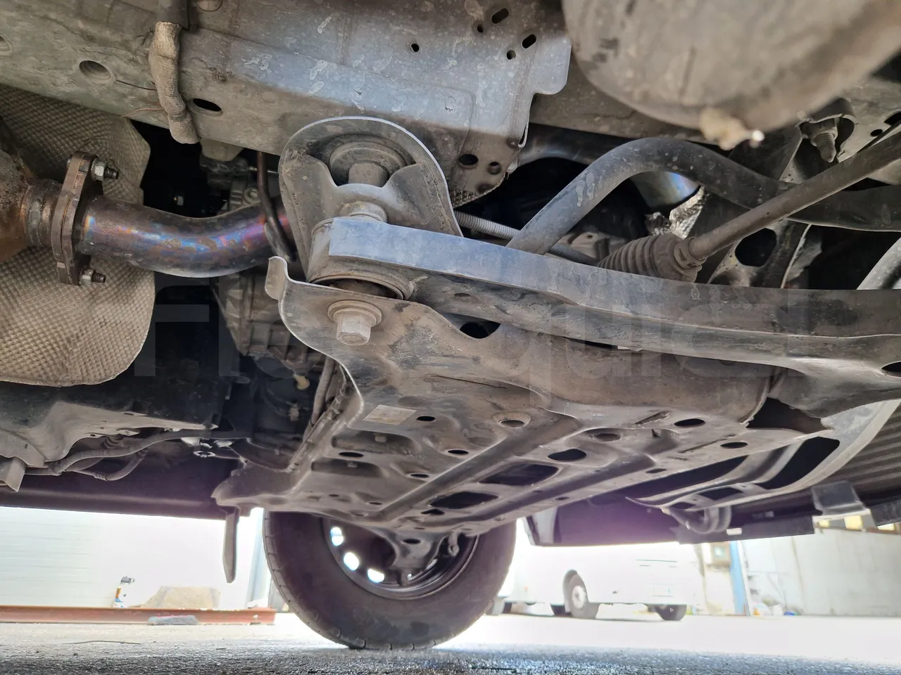 Ford Transit FBD - front axle right side
