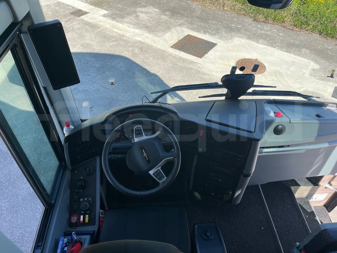 Van Hool EX15 HIGH - Euro6 - 330kW - 12.480mt - onboard devices 1