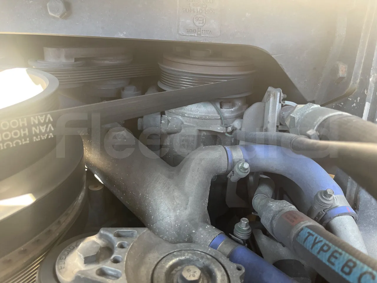 Van Hool EX15 HIGH - Euro6 - 330kW - 12.480mt - air conditioning compressor