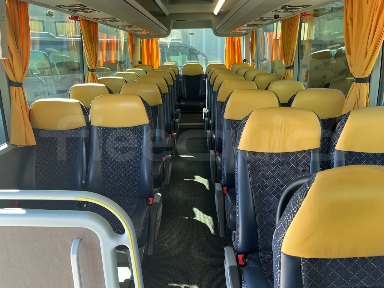 Van Hool EX15 HIGH - Euro6 - 330kW - 12.480mt - reverse view middle aisle