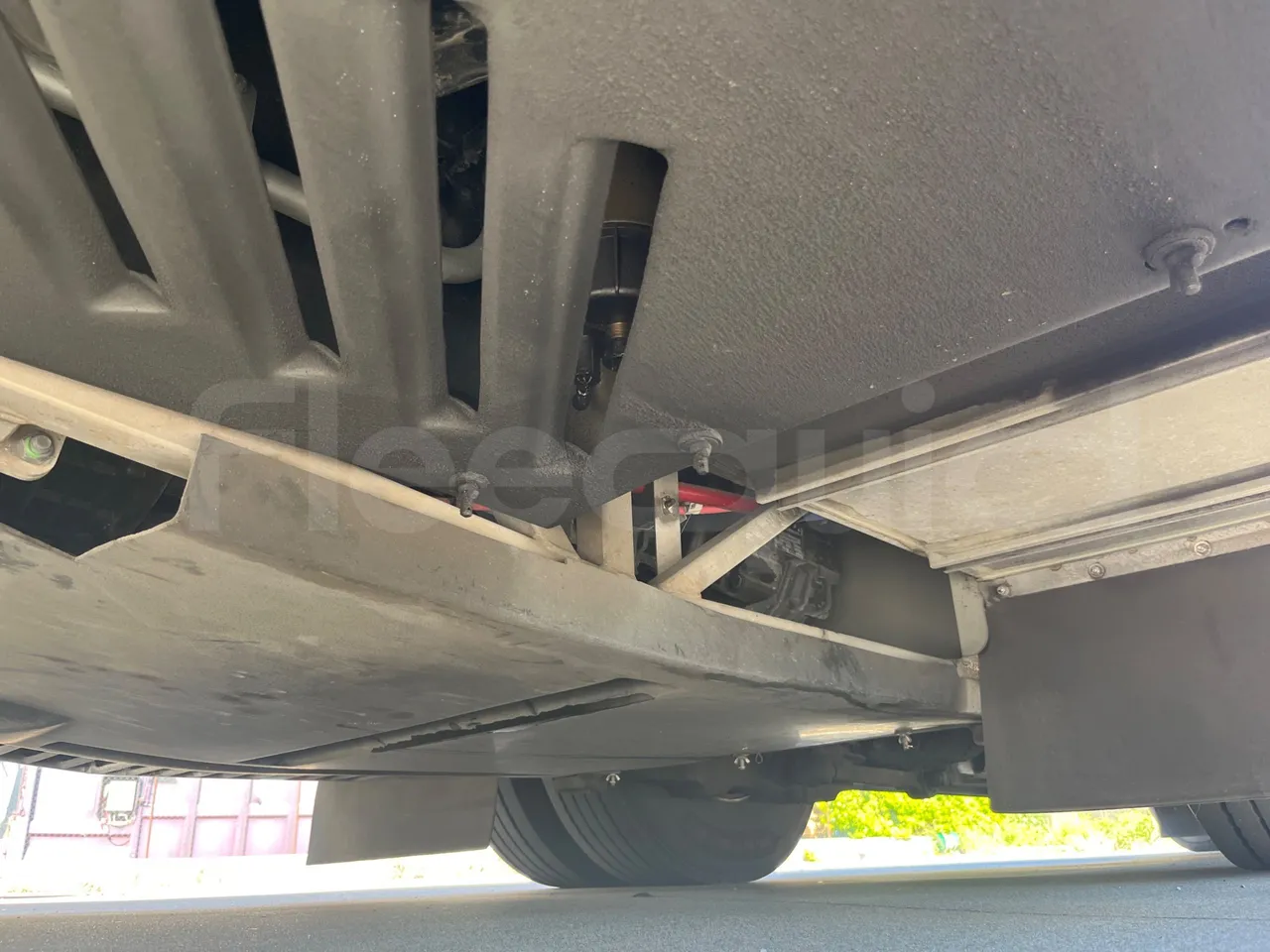 Van Hool EX15 HIGH - Euro6 - 330kW - 12.480mt - gearbox plate photo