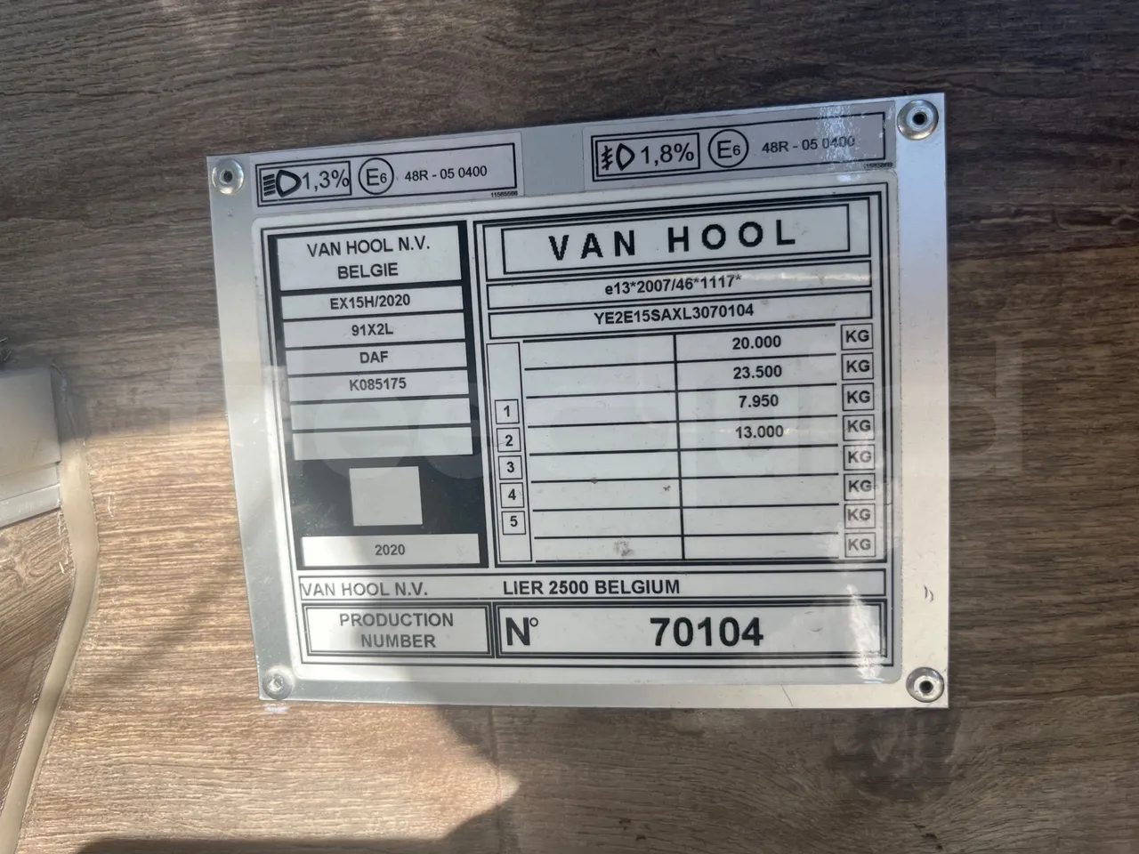 Van Hool EX15 HIGH - Euro6 - 330kW - 12.480mt - vehicle plate photo