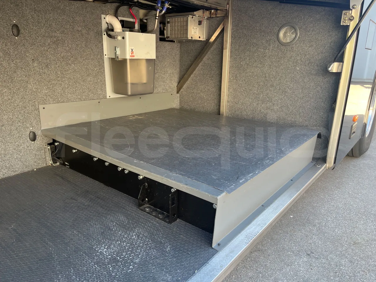 Van Hool EX15 HIGH - Euro6 - 330kW - 12.480mt - platform code photo