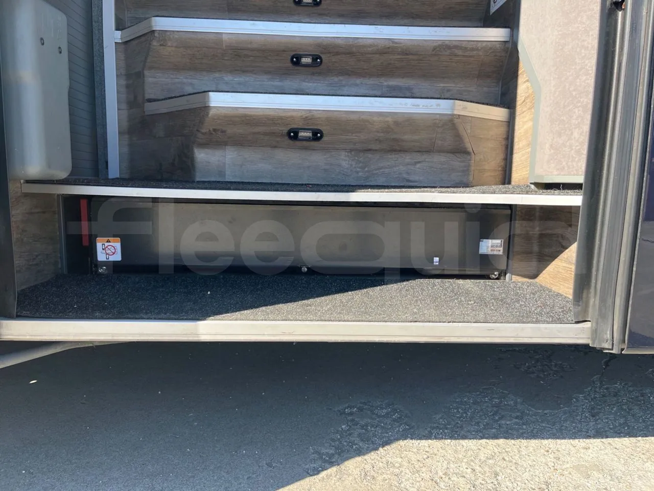 Van Hool EX15 HIGH - Euro6 - 330kW - 12.480mt - platform open photo