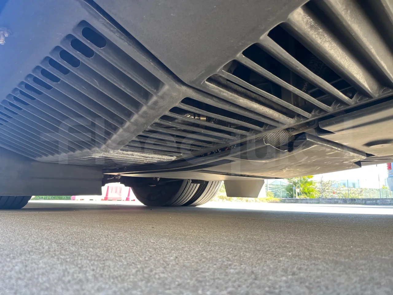 Van Hool EX15 HIGH - Euro6 - 330kW - 12.480mt - axle 3 right side