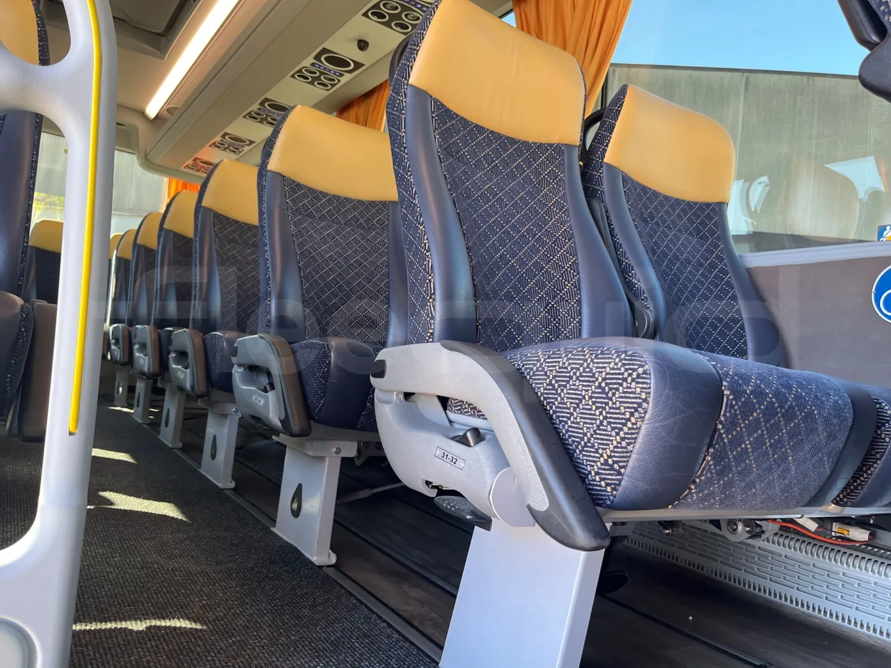 Van Hool EX15 HIGH - Euro6 - 330kW - 12.480mt - turntable internal (18m)