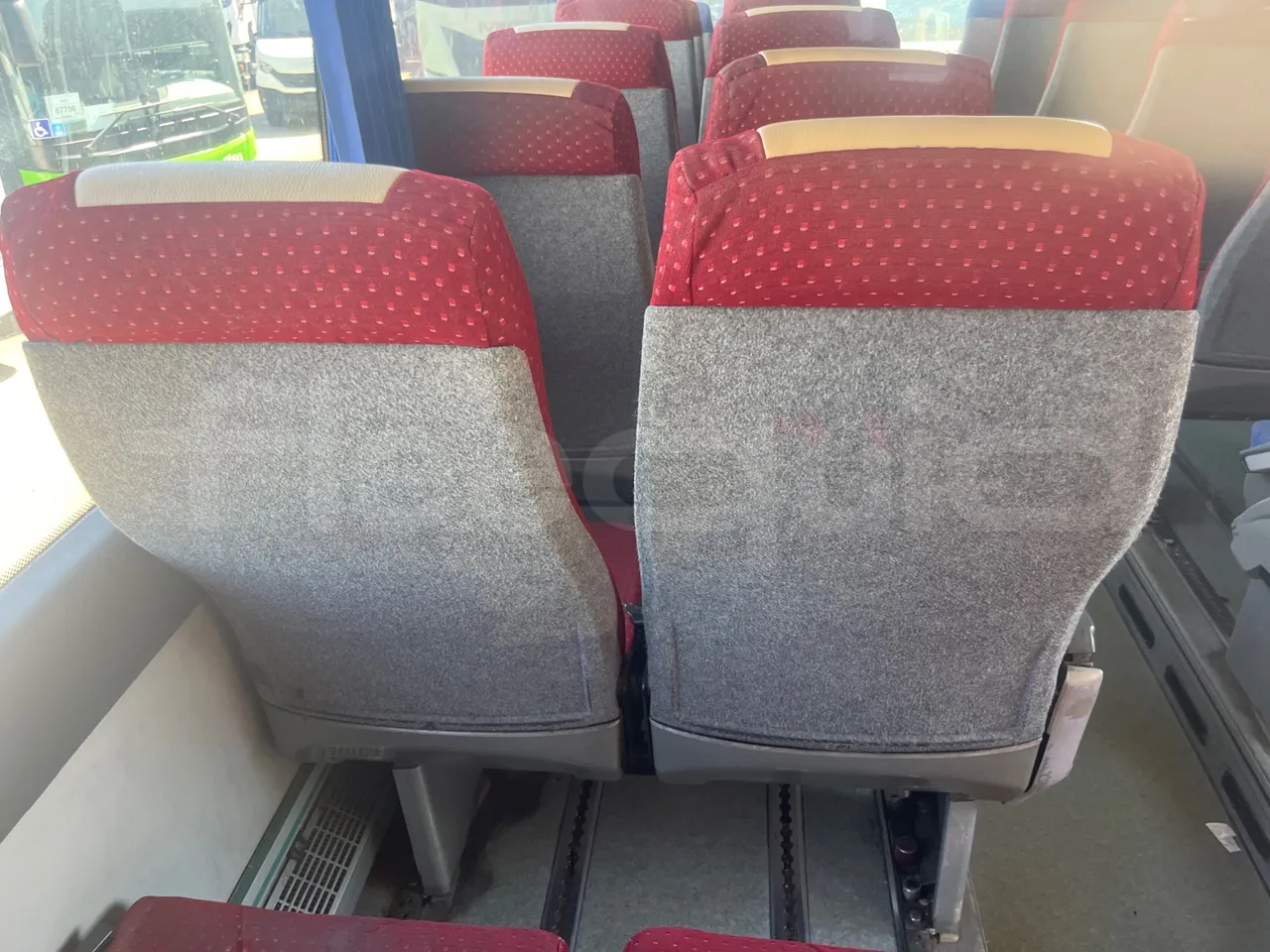Volvo B12B 6X2 - EUR4 - 338kW -14.995m - onboard devices 2