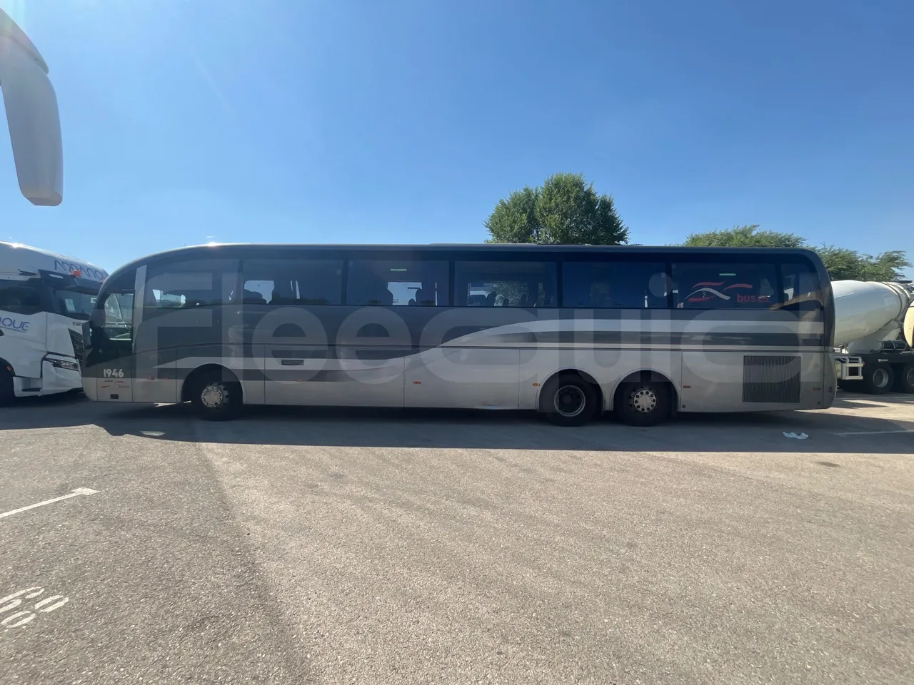 Volvo B12B 6X2 - EUR4 - 338kW -14.995m - external compartments photo
