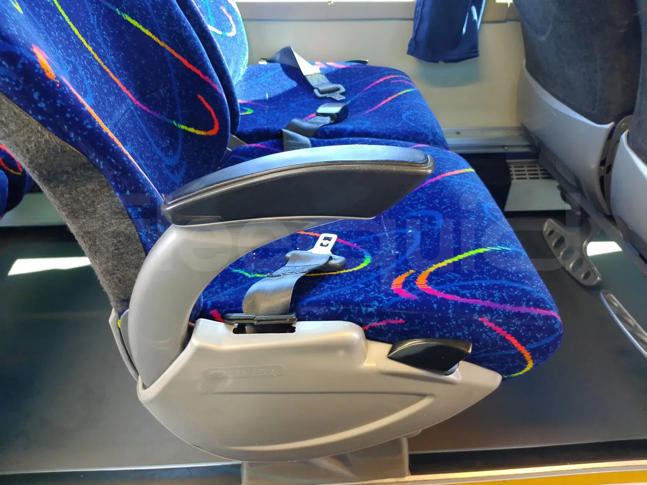 King Long XMQ6900 XIAMEN-EUR4-160Kw-8,995m - armrest detail photo