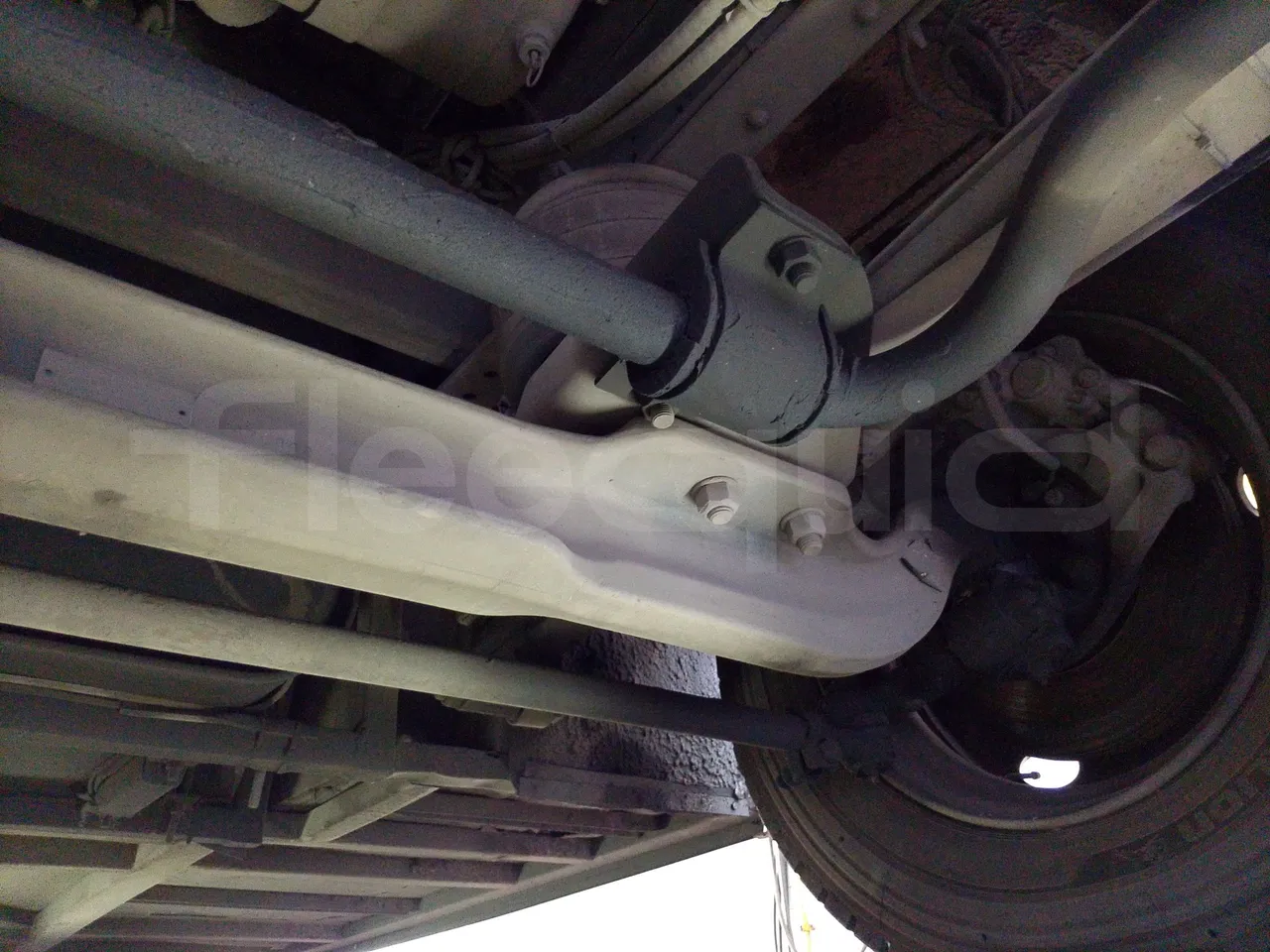 King Long XMQ6900 XIAMEN-EUR4-160Kw-8,995m - front axle central