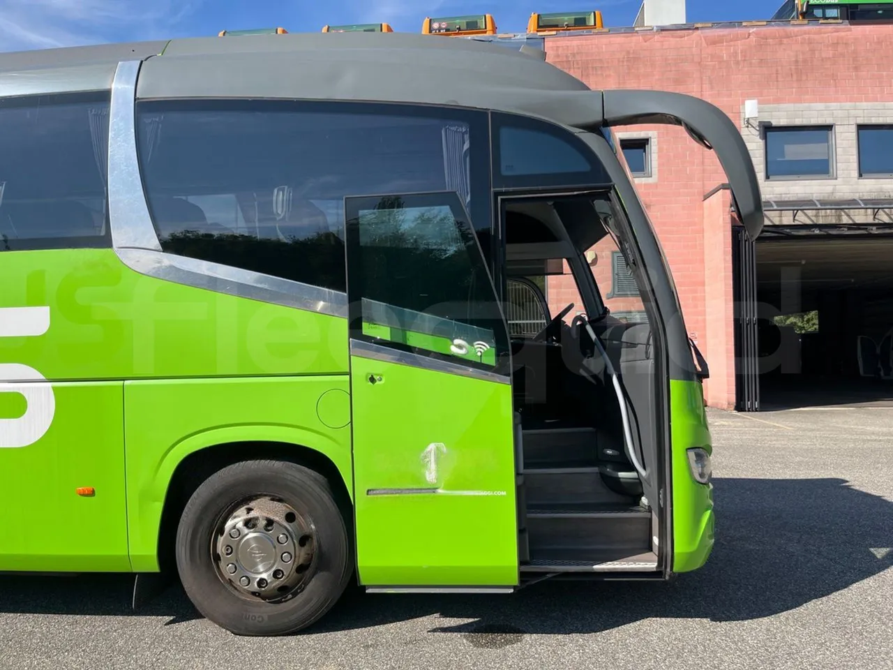 Irizar i6 AD2 I6 13.35- EUR6 - 320kW - 12.92m - front door 1 open