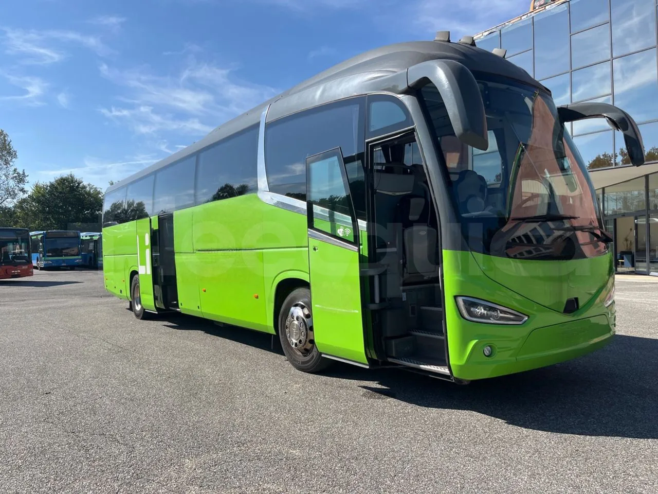 Irizar i6 AD2 I6 13.35- EUR6 - 320kW - 12.92m - 3/4 right front doors open