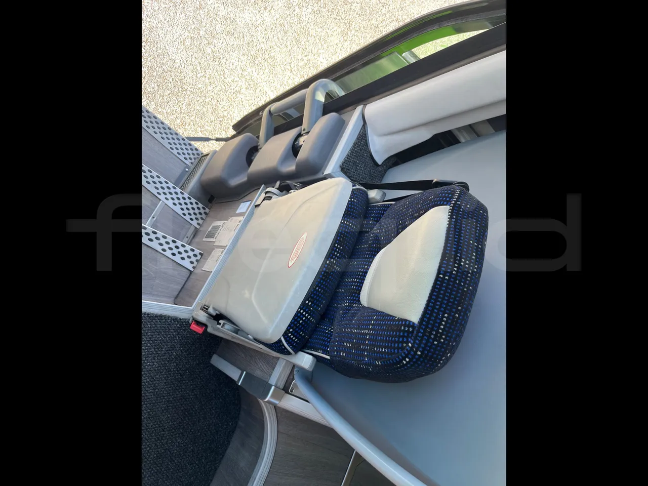 Irizar i6 AD2 I6 13.35- EUR6 - 320kW - 12.92m - hostess seat photo