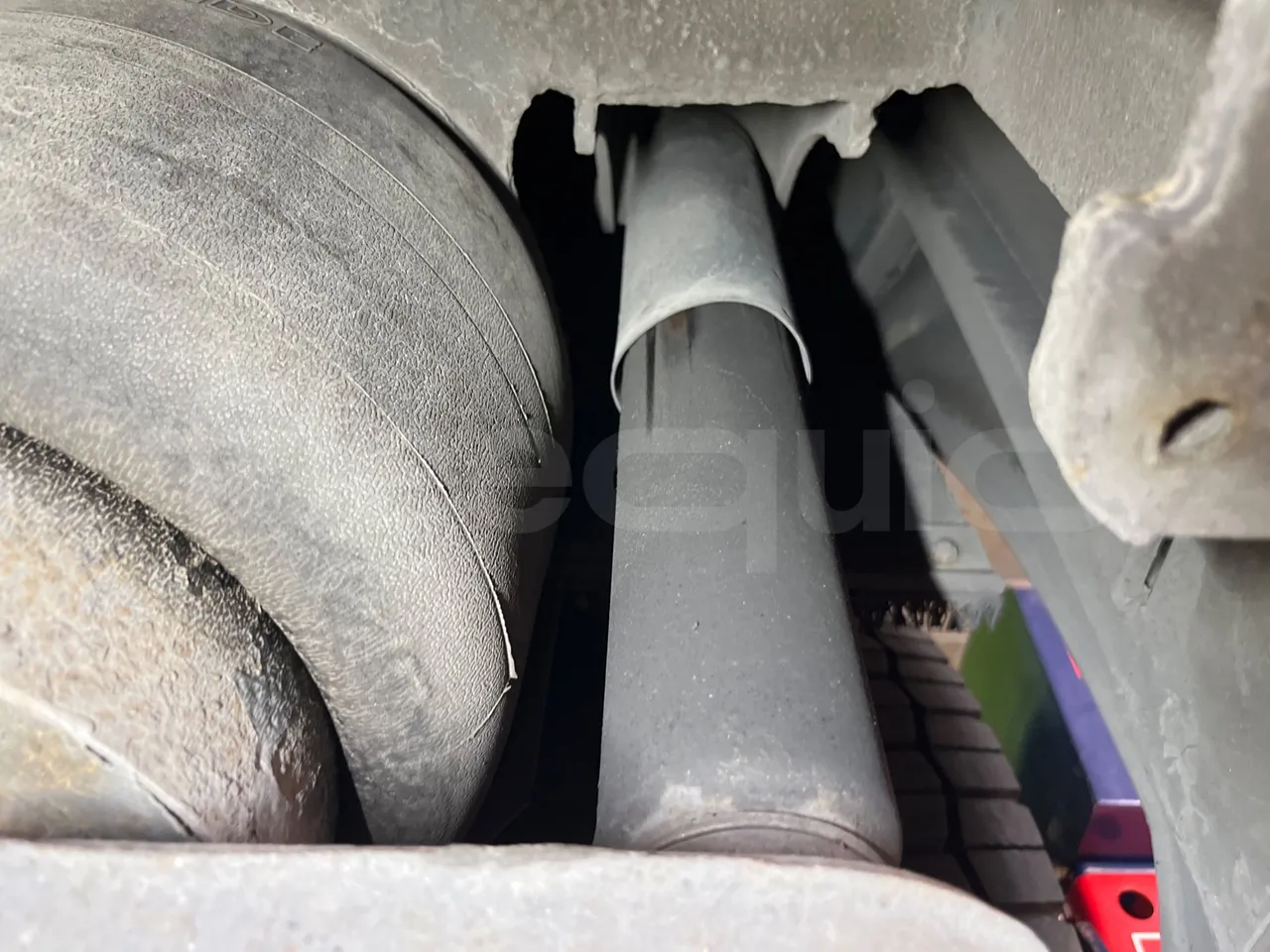 Irizar i6 AD2 I6 13.35- EUR6 - 320kW - 12.92m - axle 2 shock absorbers 1 left