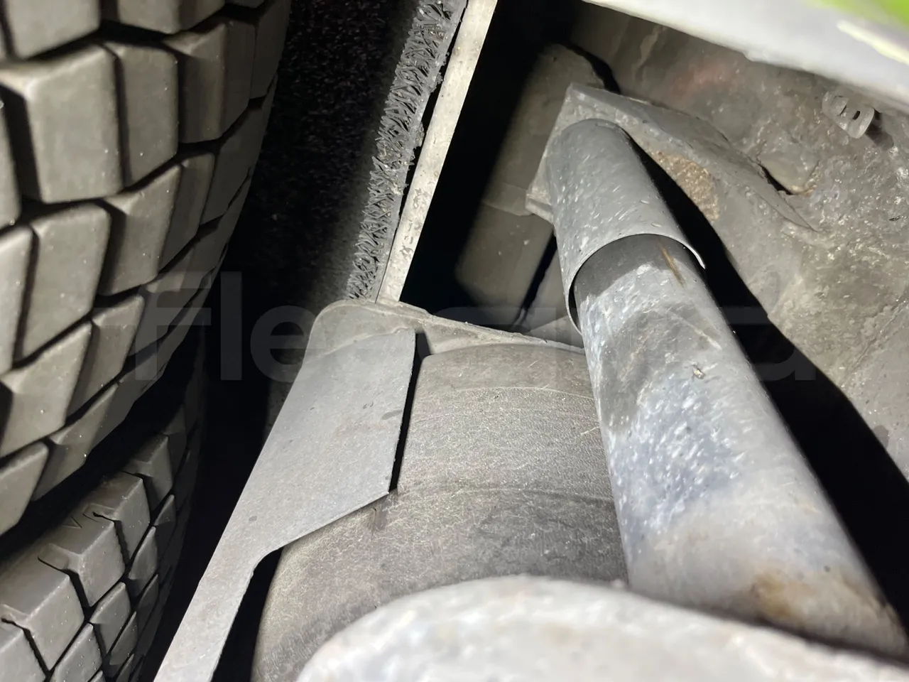 Irizar i6 AD2 I6 13.35- EUR6 - 320kW - 12.92m - axle 2 shock absorbers 2 left