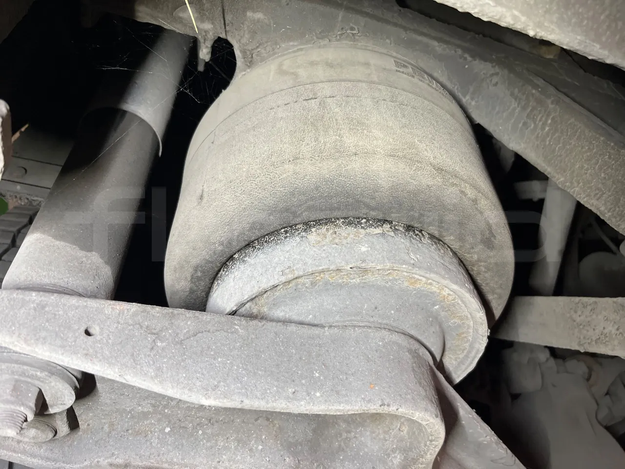 Irizar i6 AD2 I6 13.35- EUR6 - 320kW - 12.92m - axle 2 shock absorbers 2 left